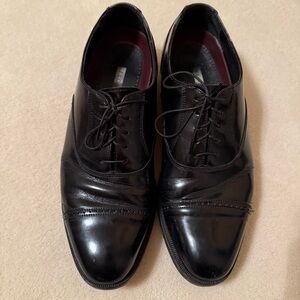 Florsheim black dress shoes 9 D